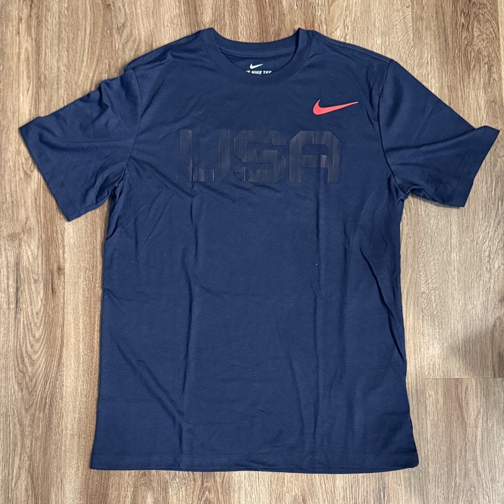 Nike USA Olympics Tri Blend Tee Shirt - NWOT - Medium